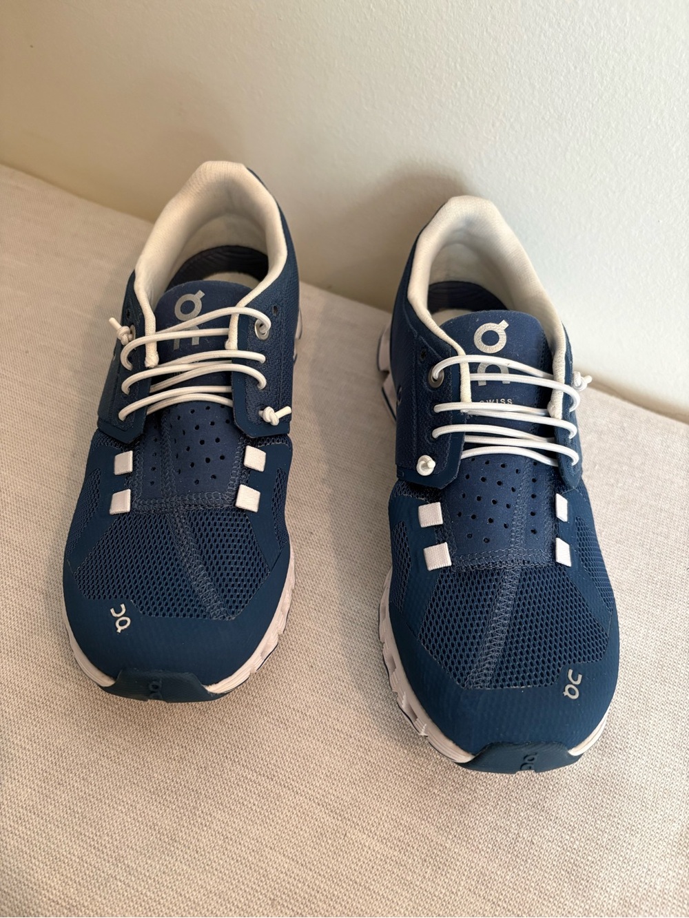 On Running Women's Athletic Shoes in Navy and White